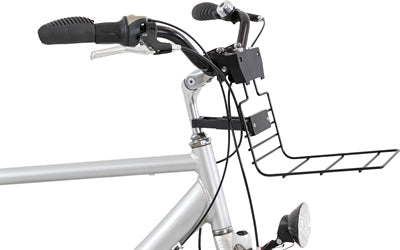 Trixie Houder Voor Fietsmand Stuur bevestigd op fiets, geschikt voor Trixie mand #13108.