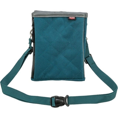 Trixie Beloningszakje Snackzakje Twin Petrol, versatile pet treat bag with dual compartments and adjustable strap, 15x2.5x18 cm.