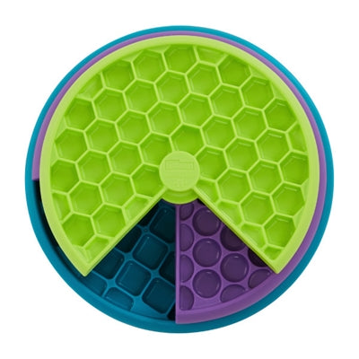Nina Ottosson Lickin'Layers Likmat, interactive dog toy with rotating discs, 26 cm.